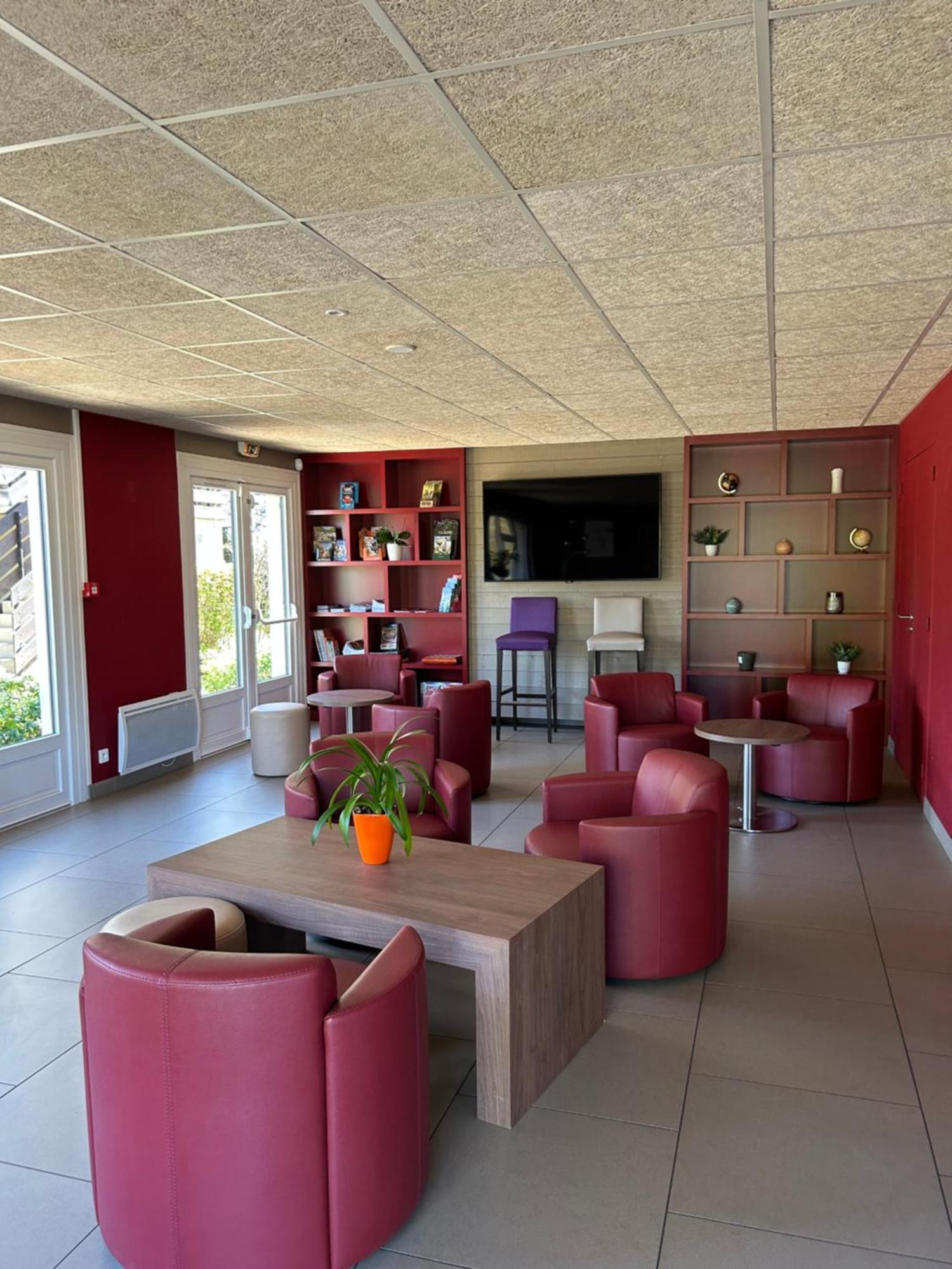 Hotel Campanile Sable-Sur-Sarthe Vion Zewnętrze zdjęcie