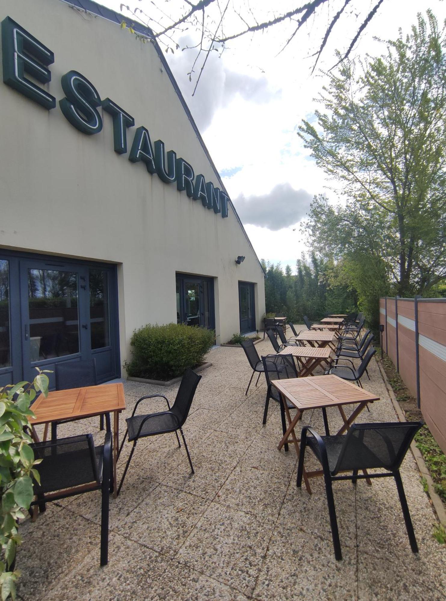 Hotel Campanile Sable-Sur-Sarthe Vion Zewnętrze zdjęcie
