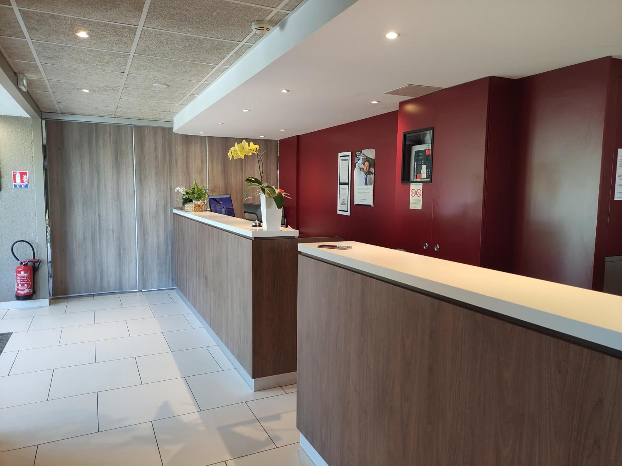 Hotel Campanile Sable-Sur-Sarthe Vion Zewnętrze zdjęcie