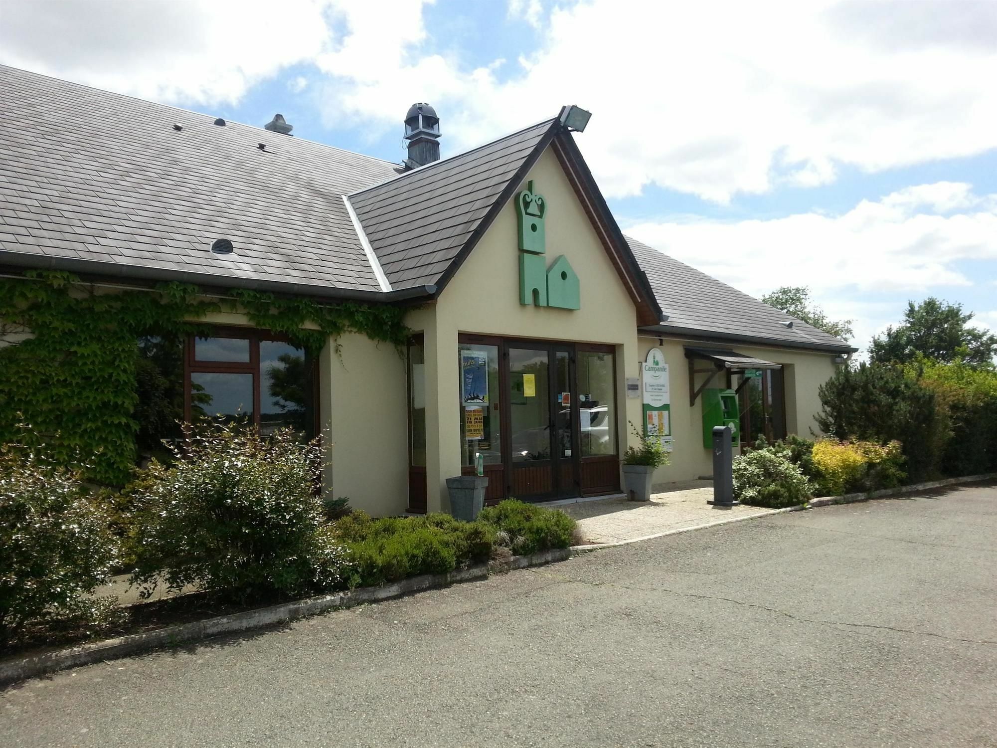 Hotel Campanile Sable-Sur-Sarthe Vion Zewnętrze zdjęcie